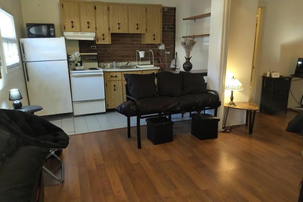 تورونتو Awesome Cozy 1 Bedroom Coachhouse المظهر الخارجي الصورة